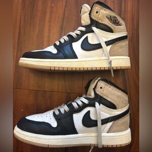 Nike Air Jordan 1 Retro High OG PS Latte FD2597-021 Boys Sneakers J2 Size 12C